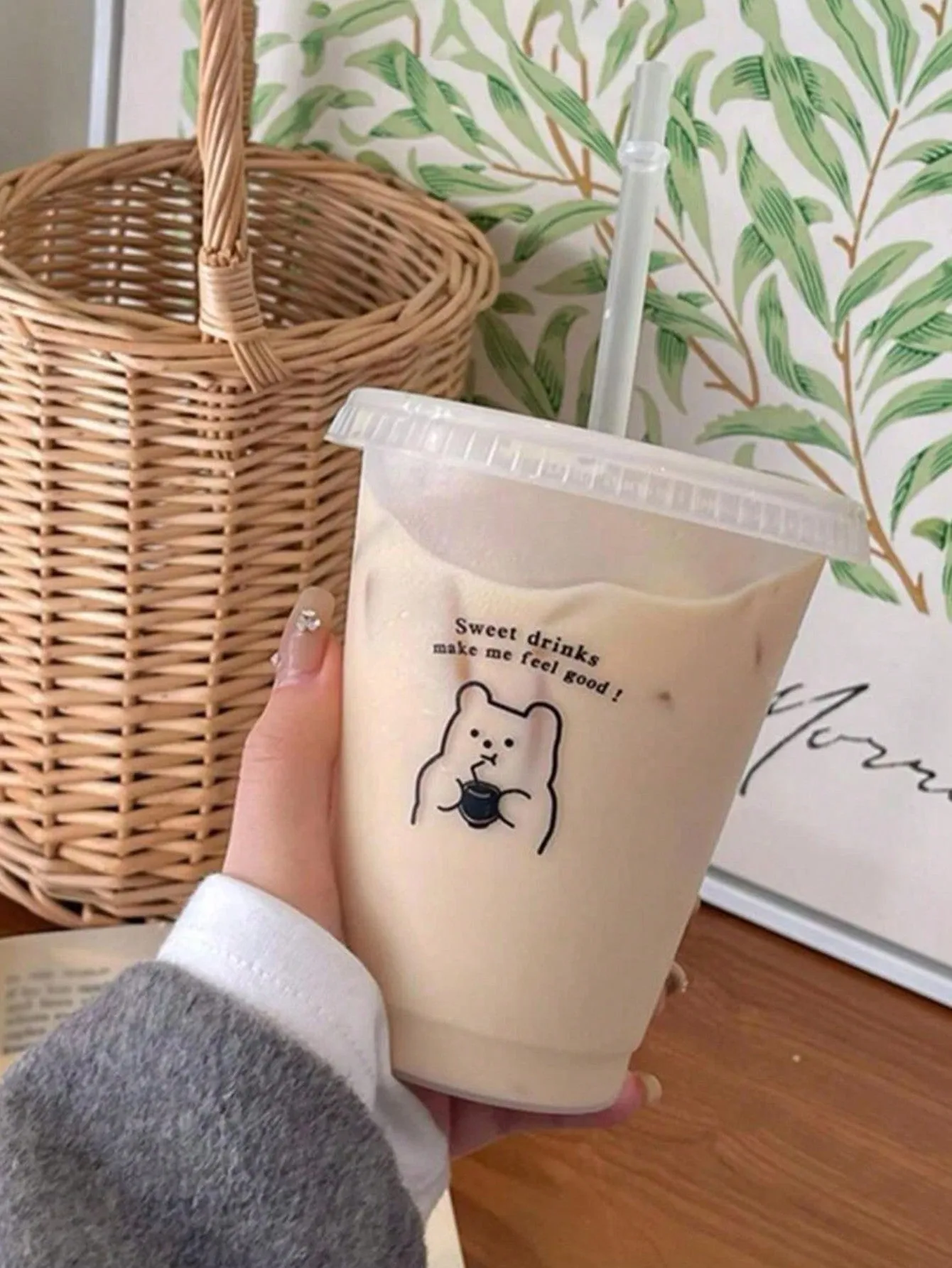 1pc English Letters Bear Plastic Straw Cup Girl Heart Water Cup Portable Coffee Cup Juice Cup
