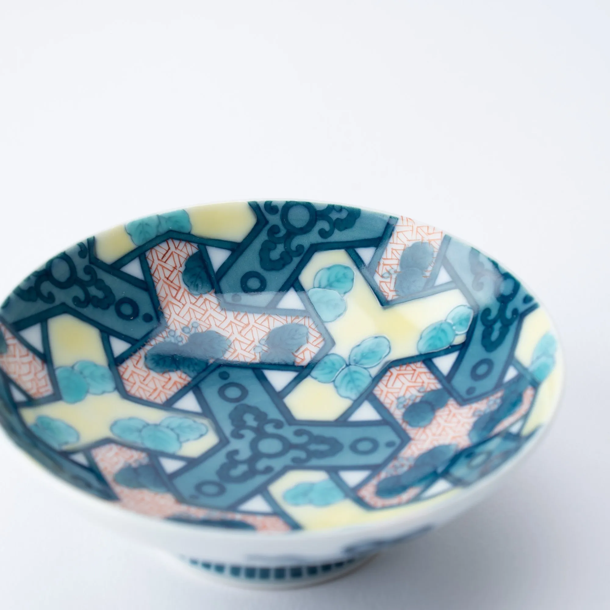 Nabeshima Tortoiseshell Pattern Sakazuki Flat Sake Cup