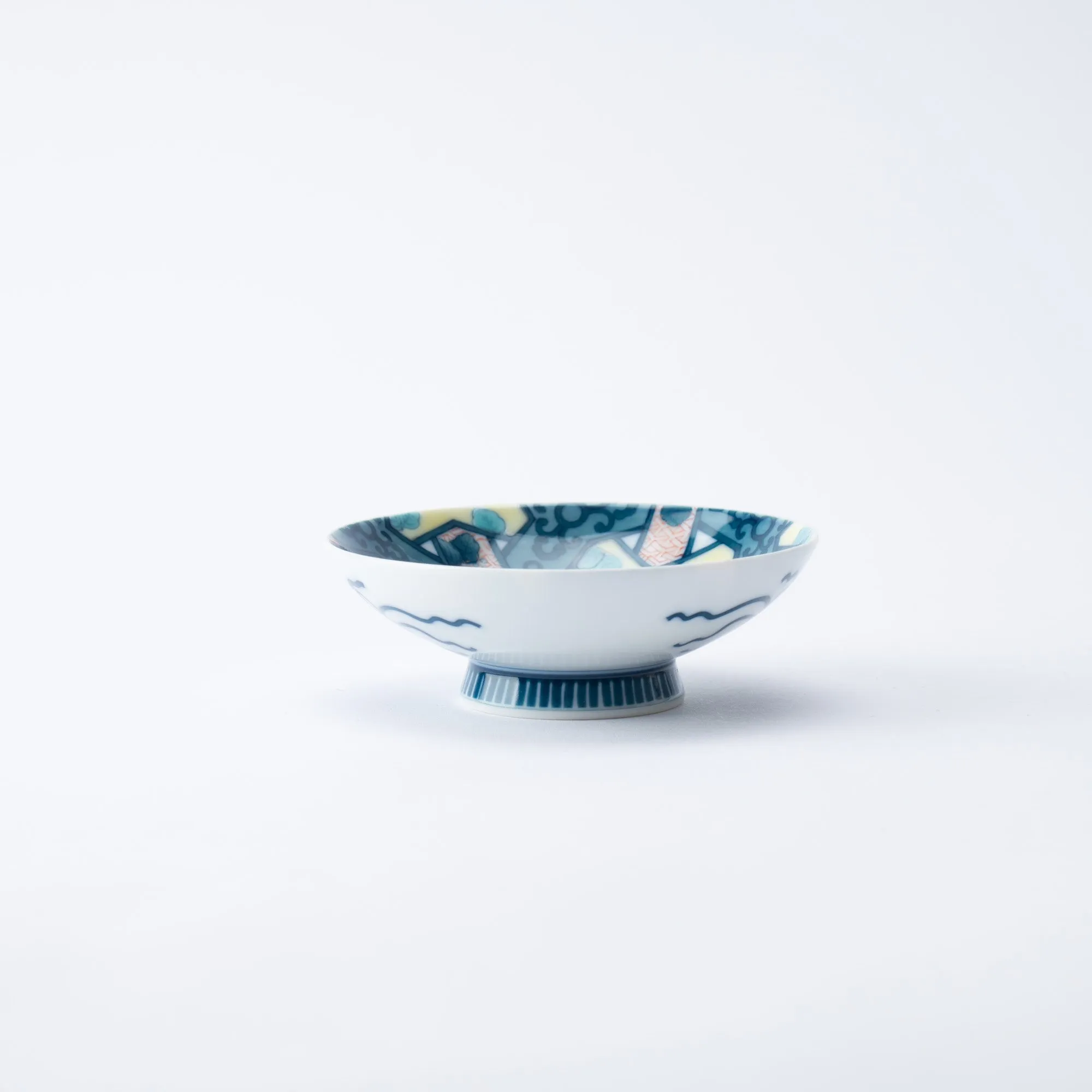 Nabeshima Tortoiseshell Pattern Sakazuki Flat Sake Cup